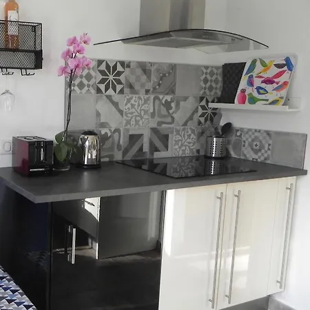 Au Pied Du Baou Avec Jardin Prive Apartment *